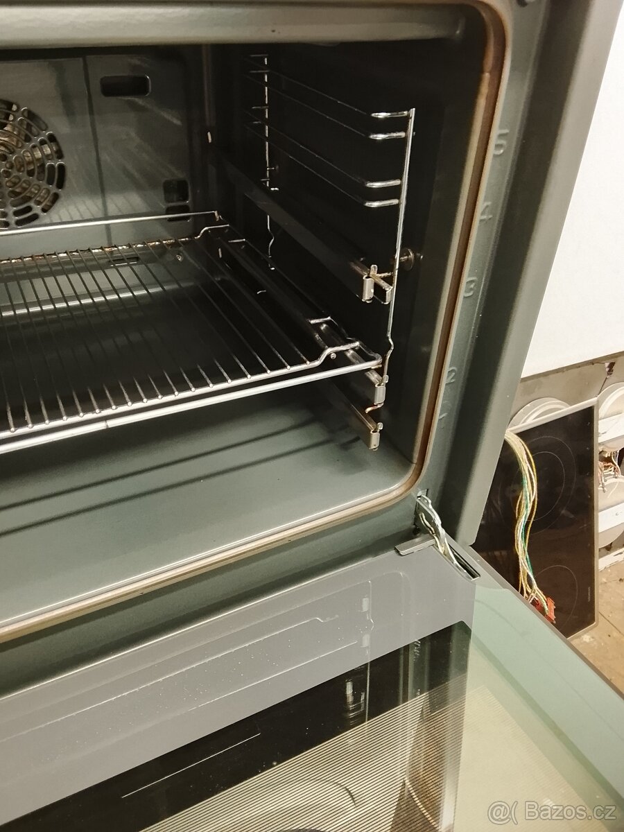 Vestavný set Bosch - 6