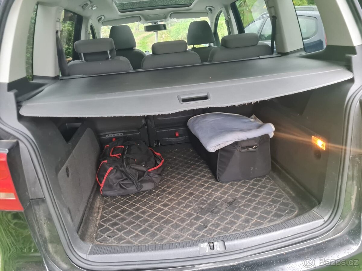 Prodám VW Touran 2.0TDi - 6