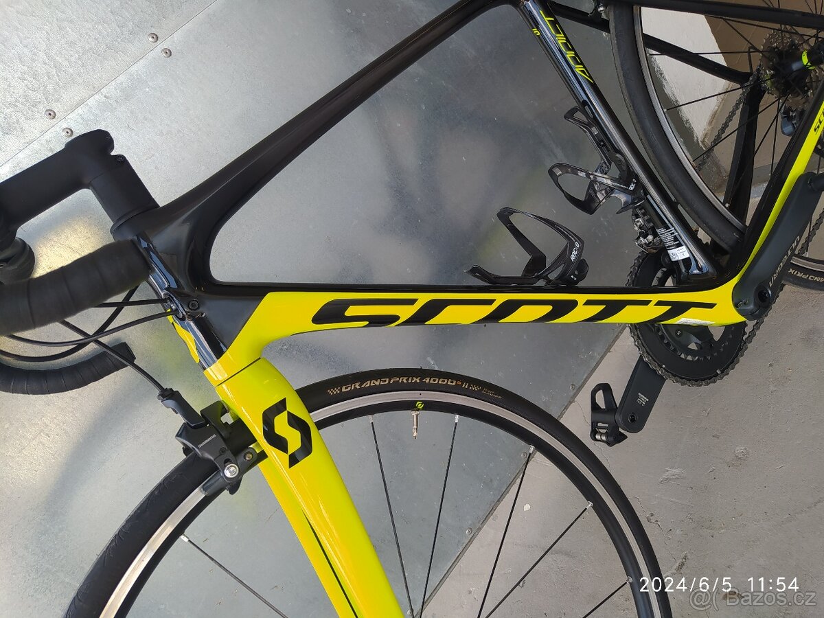 Prodám silniční carbon kolo Scott - 6