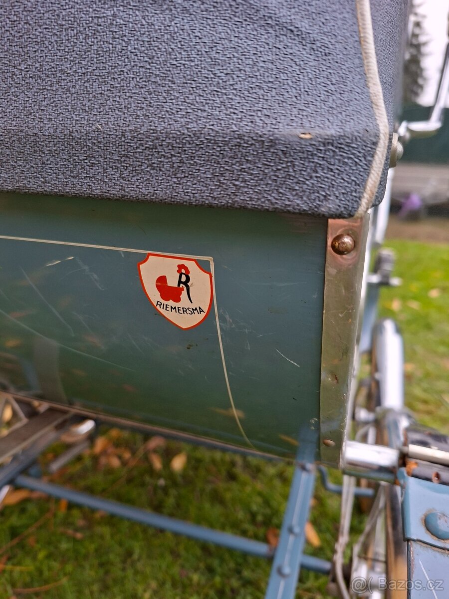 Starožitný kočárek pro miminko č. 203 - 6