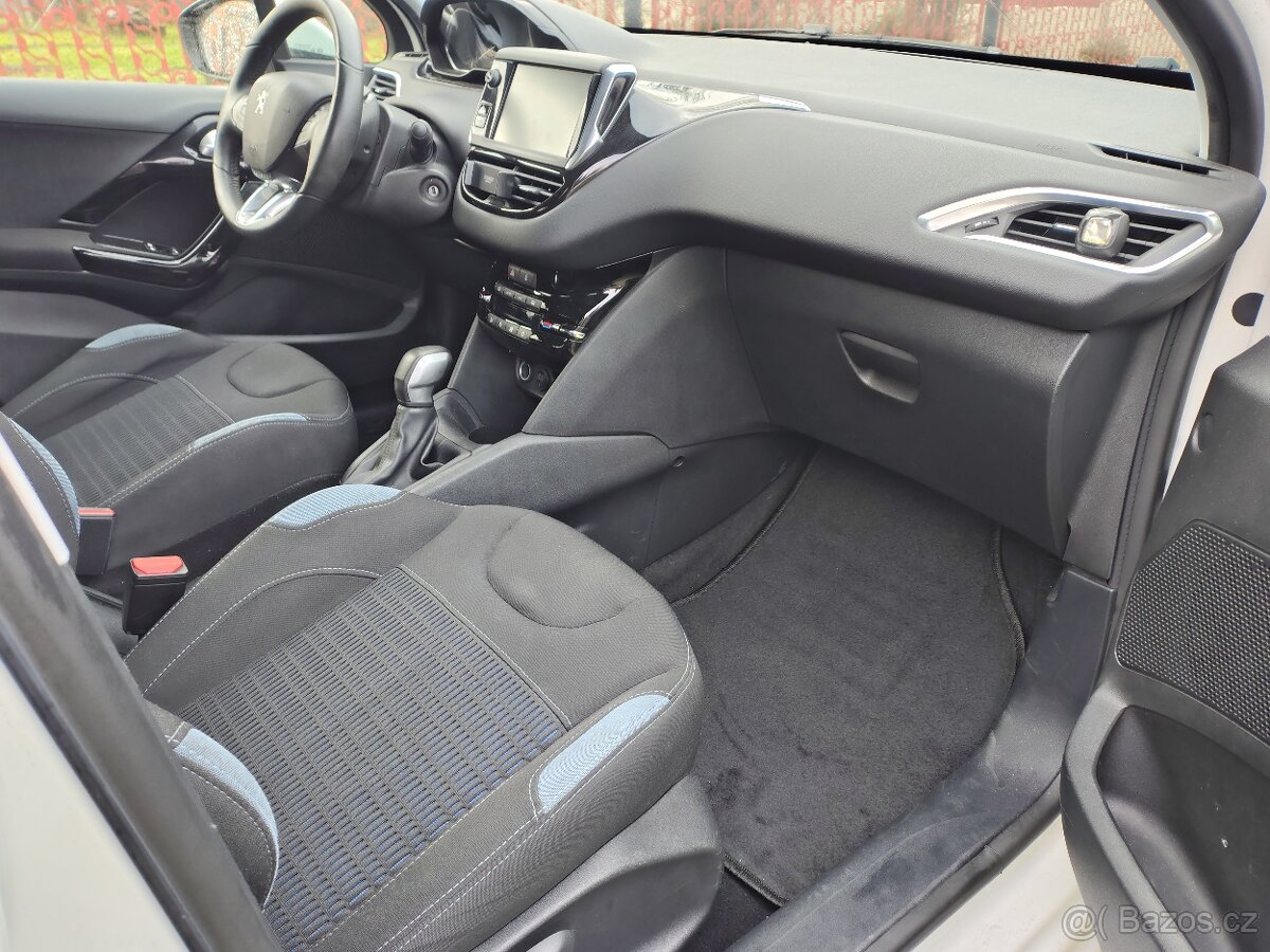 Peugeot 208, 1.6 120 k, - 6