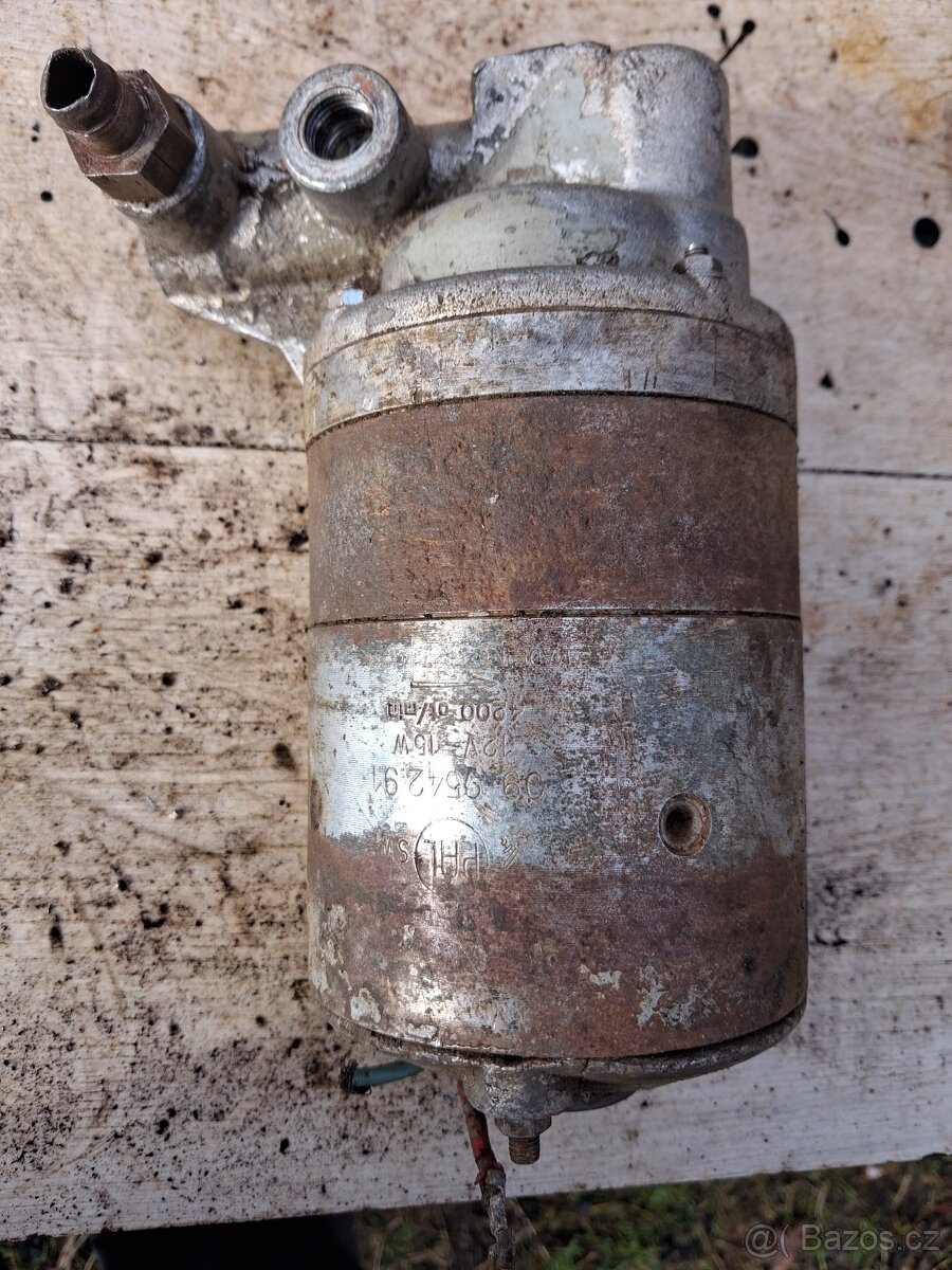 Palivové čerpadlo Praga V3S - 6