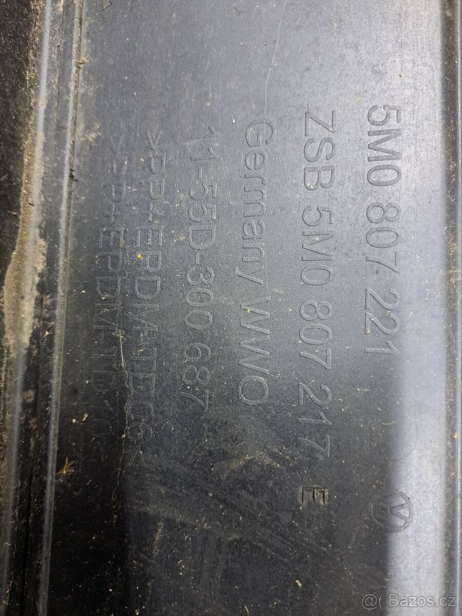 přední nárazník VW Golf 5 + Plus 5MO807221 05-09 - 6