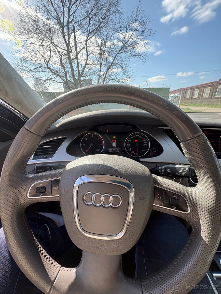Audi A4 B8 2.0 TDi 105kw - 6