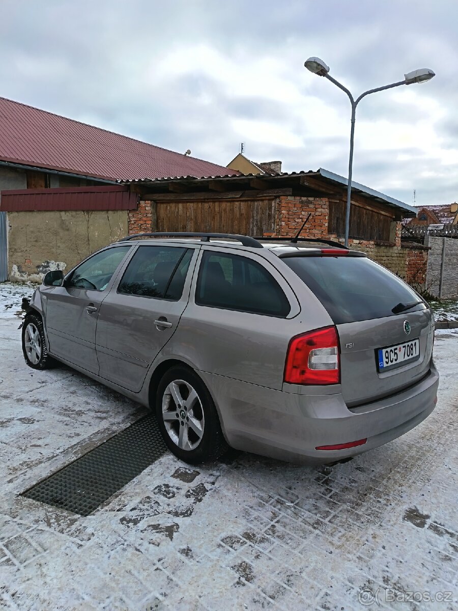 Škoda Octavia 2 1.4 TSI 90kw - 6