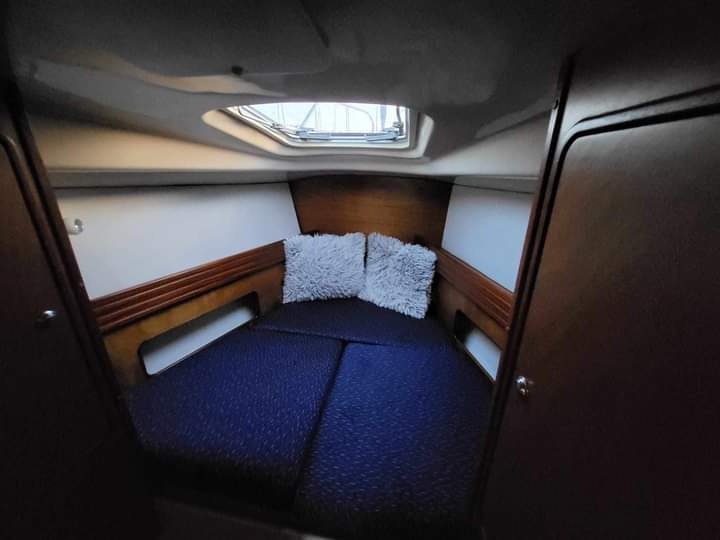 Prodám kajutovou plachetnice avar 32 - 6