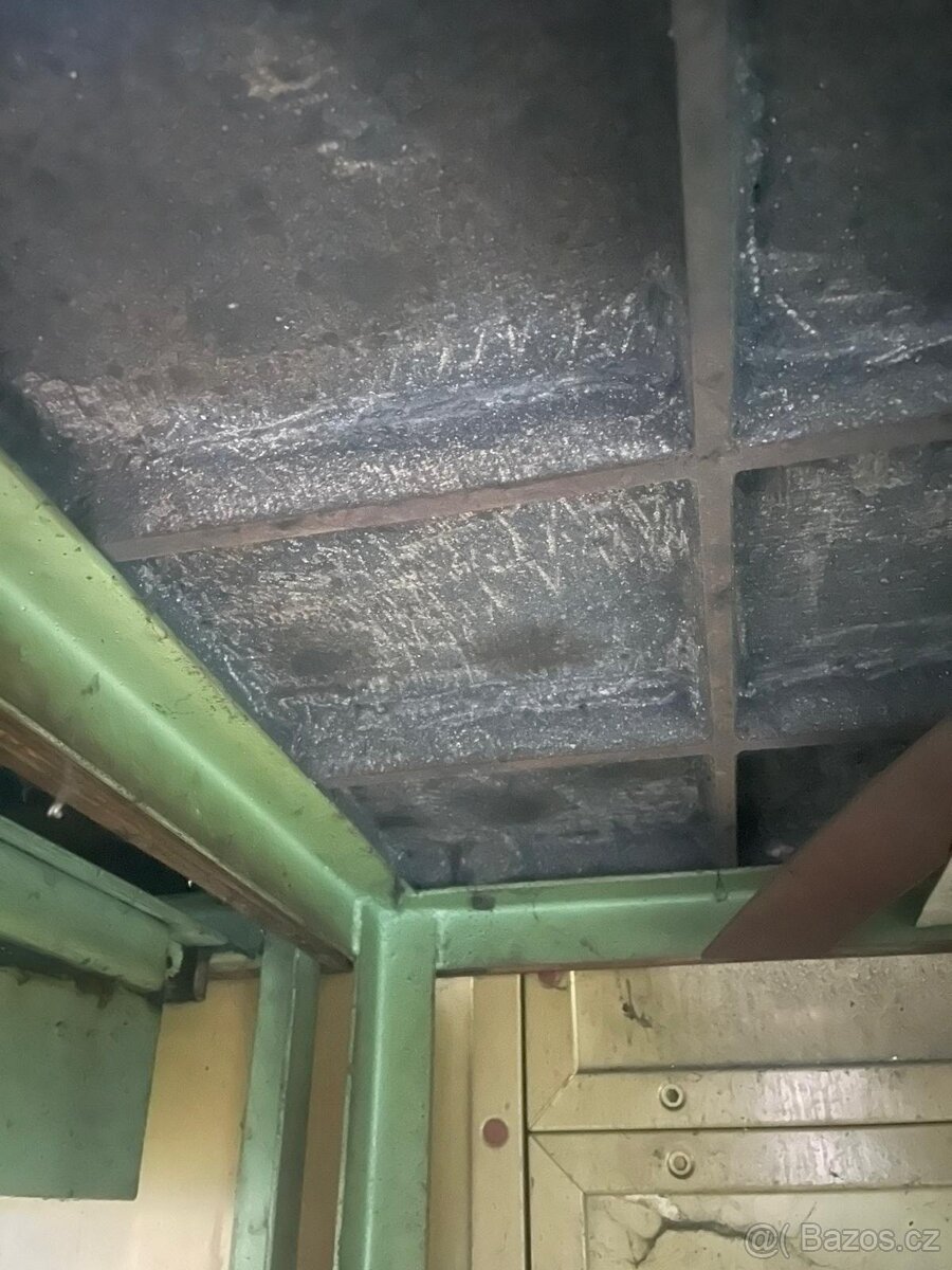 Litinový ponk s hoblovanou litinovou deskou - 6