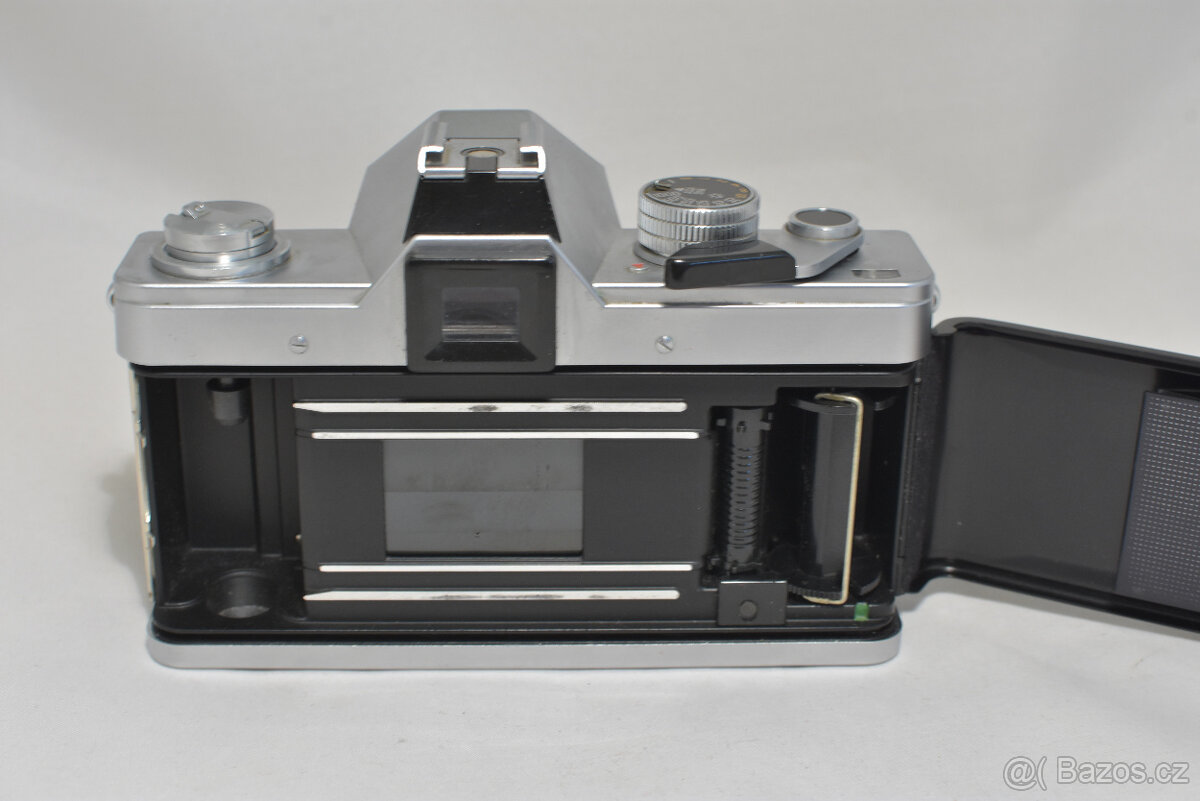 PRAKTICA MTL 3 + PENTACON 50/1,8 + PŘÍSLUŠENSTVÍ. - 6
