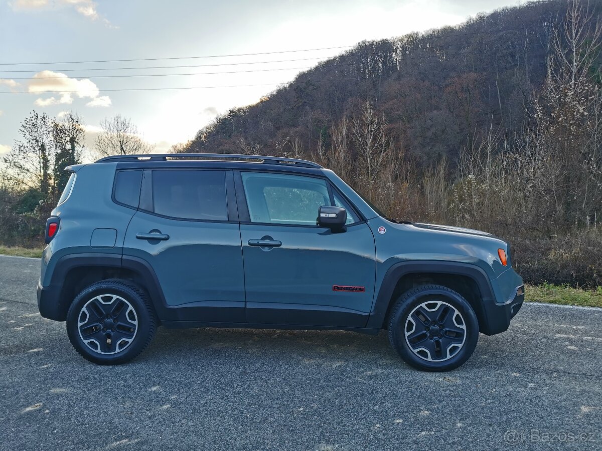 JEEP RENEGADE TRAILHAWK 2.0 170ps AT/9 - 6
