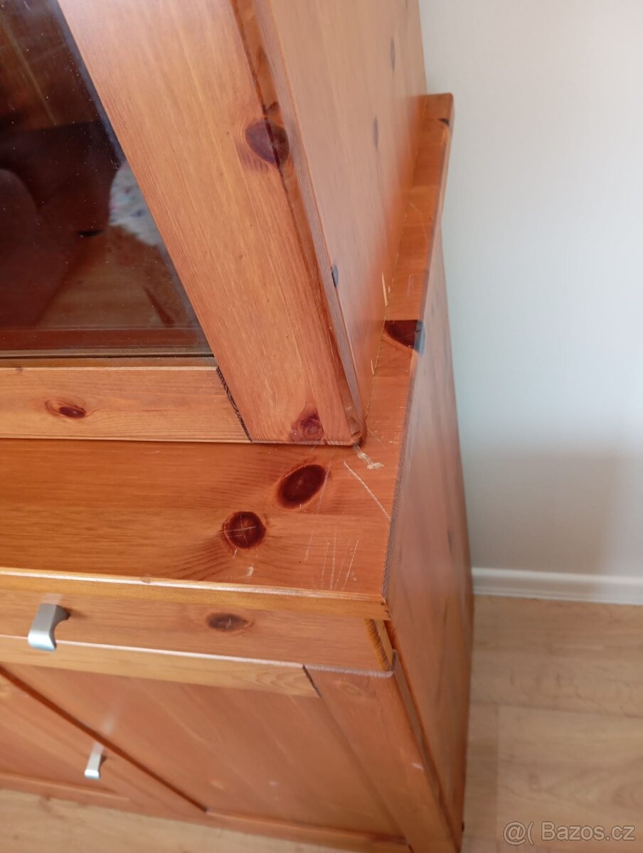 Dřevěný příborník IKEA - 6