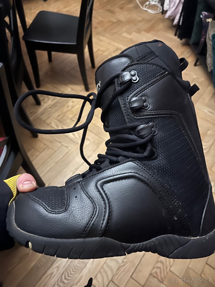 Nabízím zachovaly snowboard Set Silent SP. 157cm - 6