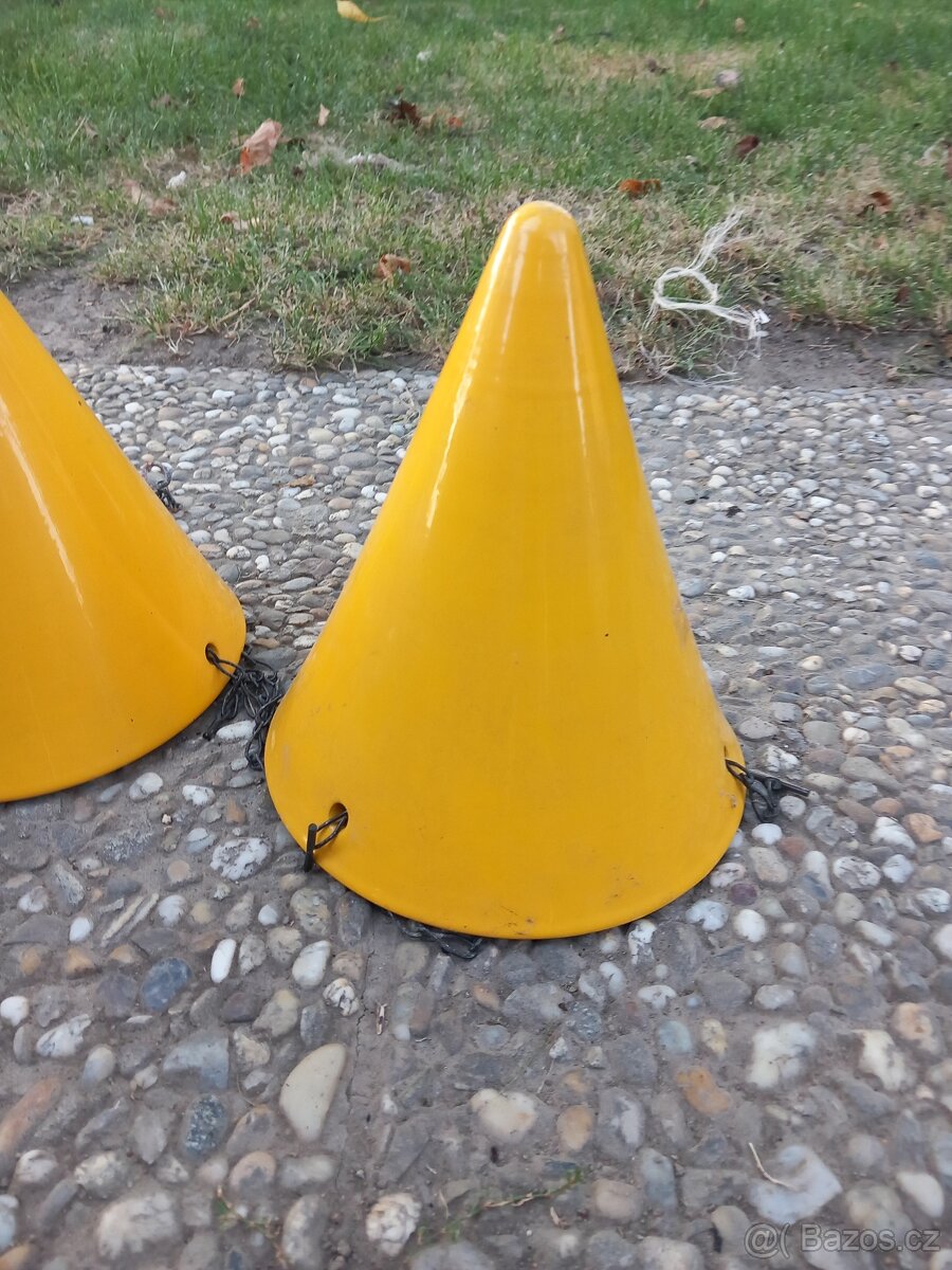 dvě sady květináčů - 6