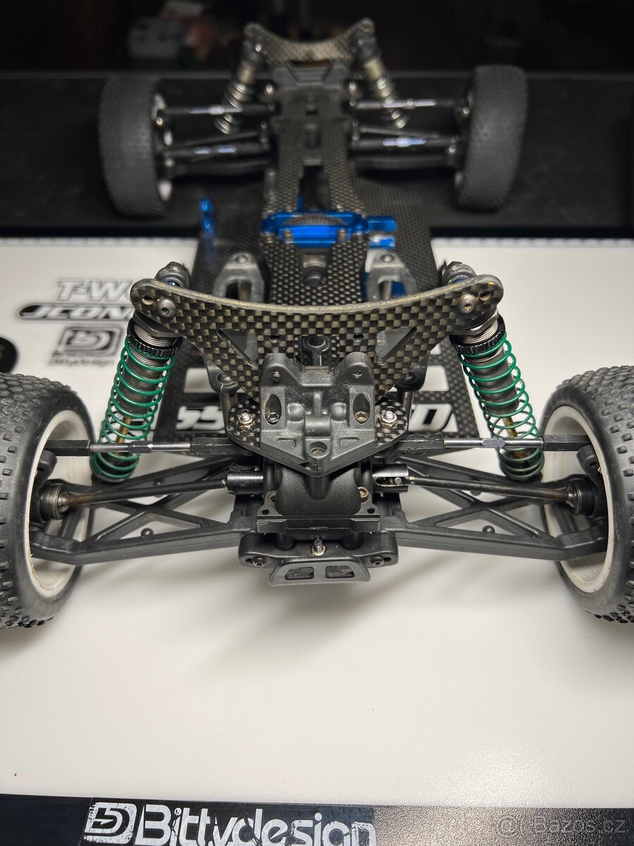 Team Associated B44 - 6