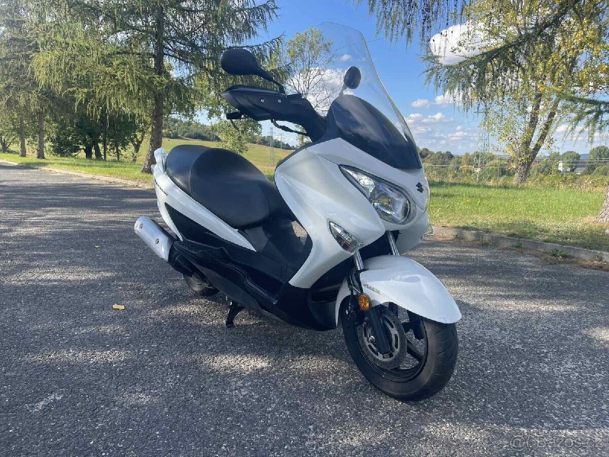 Suzuki Burgman 125cm3 2019 rok - 6