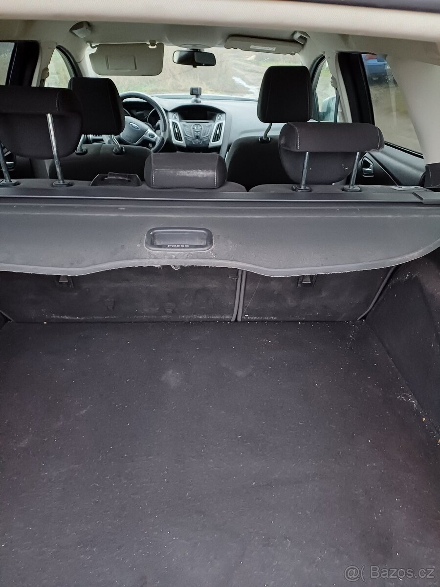 Ford focus combi 1,6 nafta - 6
