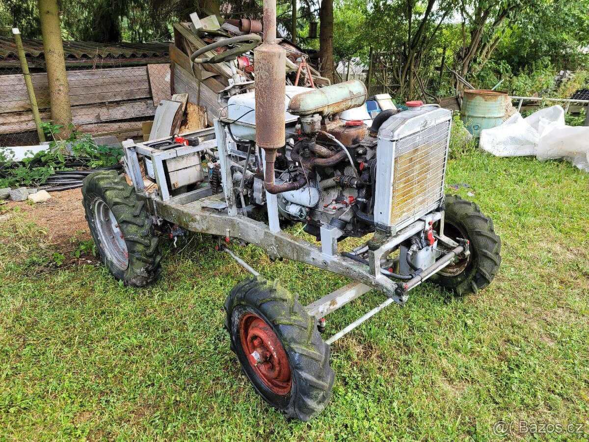 Prodám traktor domácí výroby. - 6