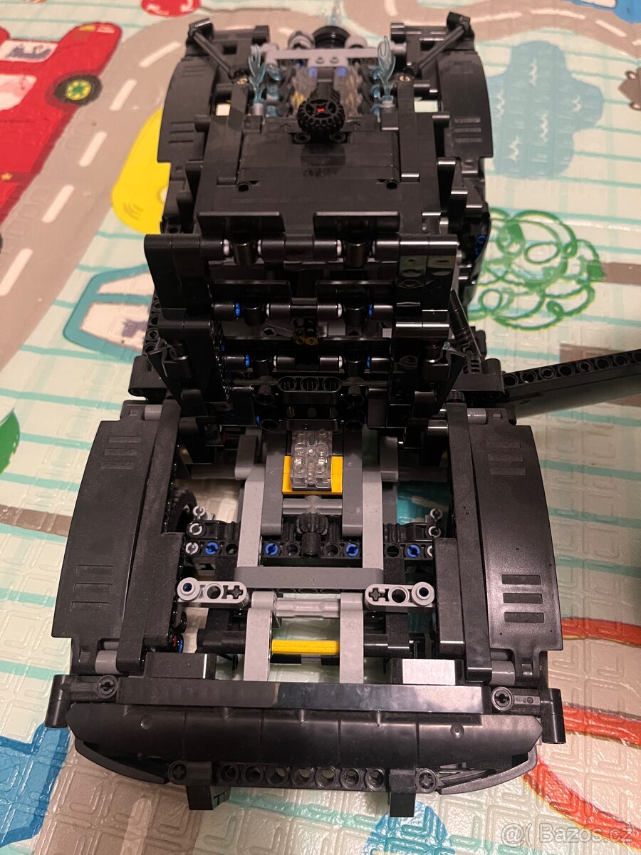 Lego Technic 42127 , 42124 - 6