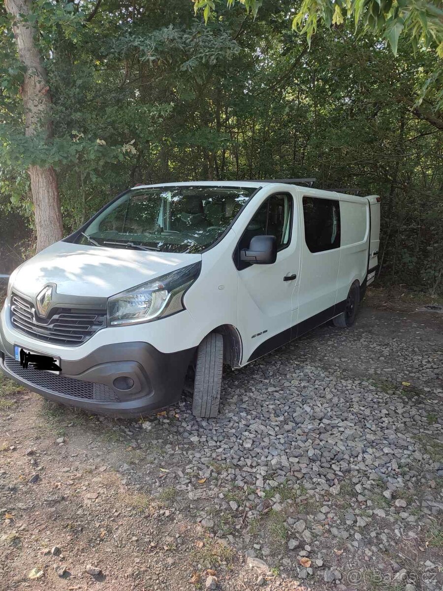 Renault Trafic 2016 / long / semi-passenger / 1.6 DCI - 6