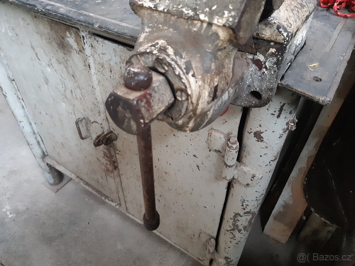 Dílenský svěrák s kovadlinkou samotný nebo s ponkem - 6