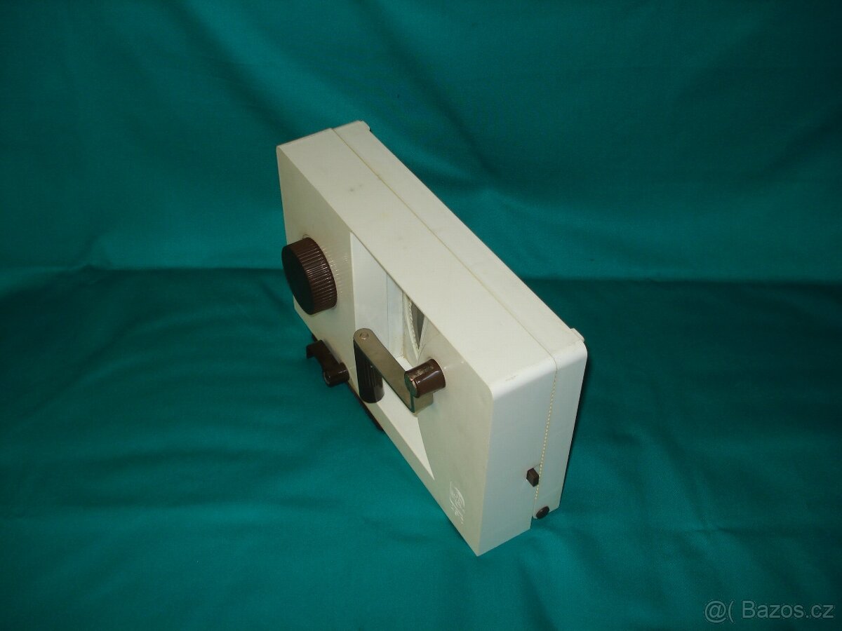 Kráječ na chleba, ruční - 6