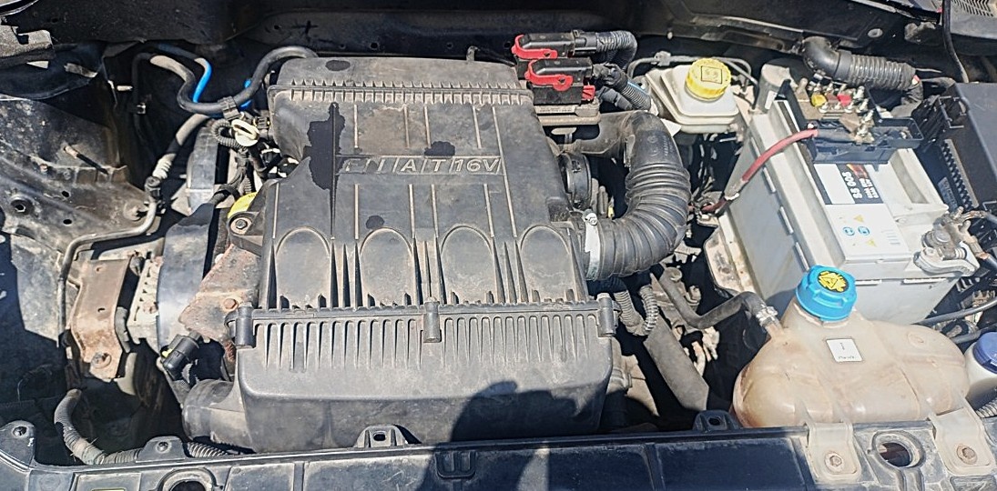 Fiat Grande Punto 1.4- 16V benzin -70kW - Sport -prodám ND - 6