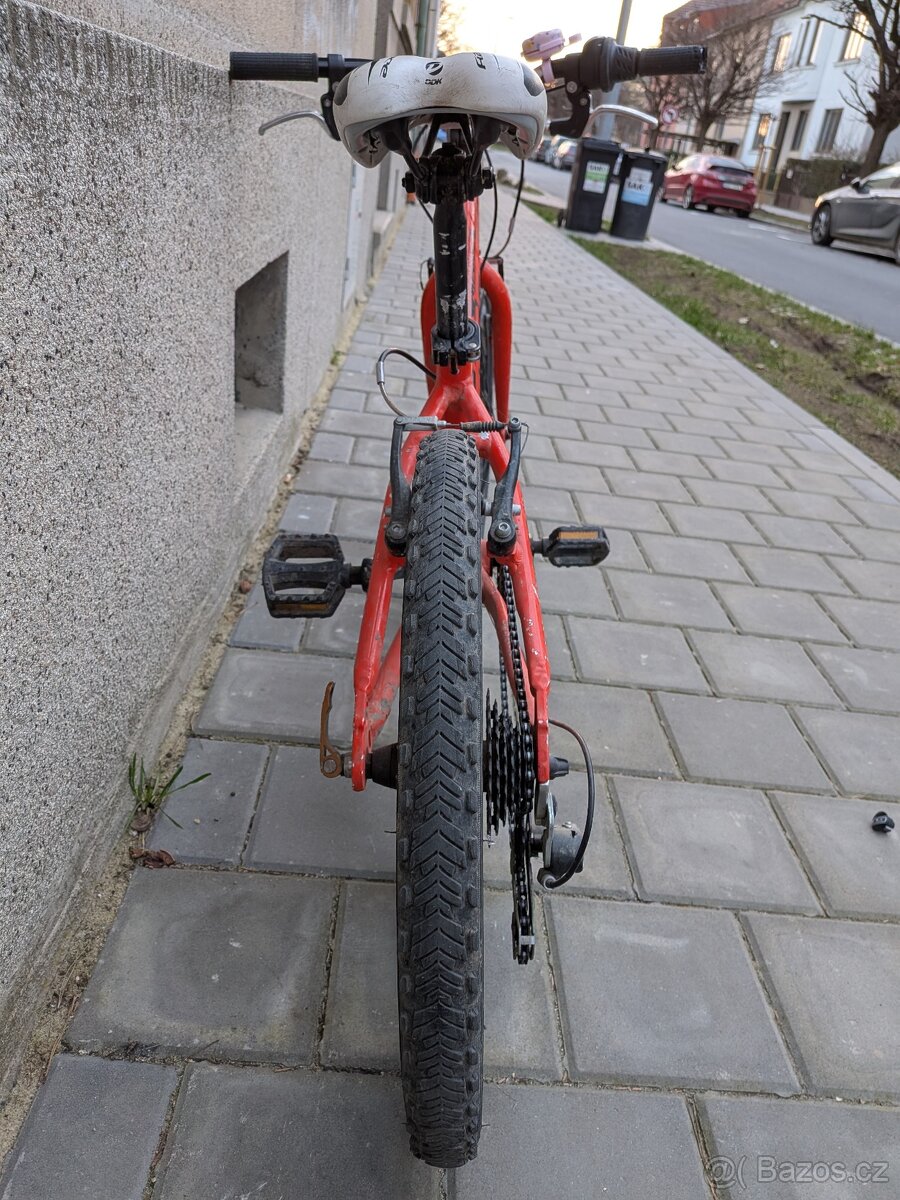 Nipper CORE 20 a helma - 6