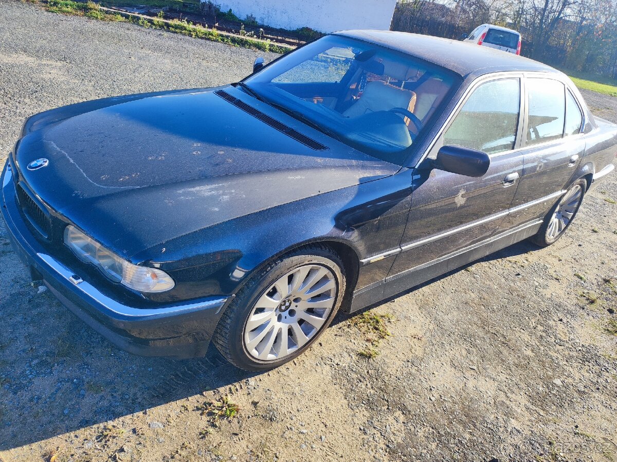 E38 e38 INDIVIDUÁL - 6