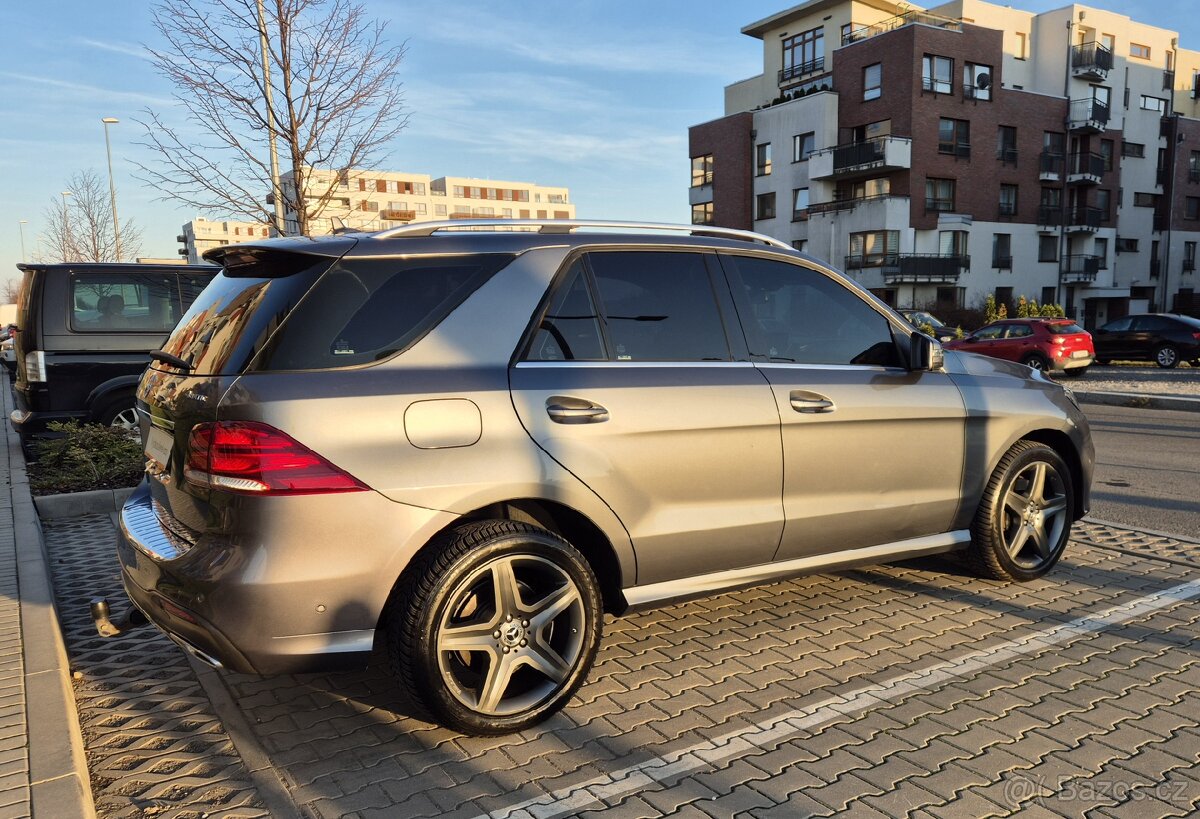 Mercedes-Benz GLE 350D AMG 4M DPH TAŽNÉ - 6
