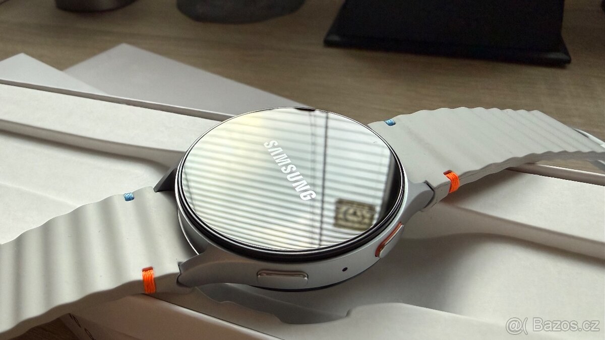 Samsung Galaxy Watch 7 44mm stříbrné, zánovní, komplet - 6