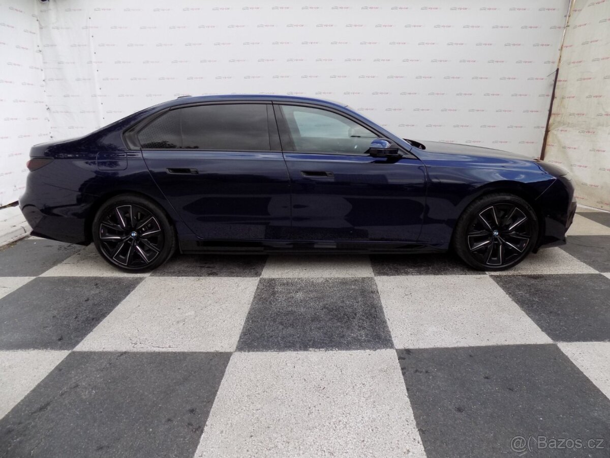 BMW Řada 7 750e/xDrive/M-Sport/Full-LED/ - 6