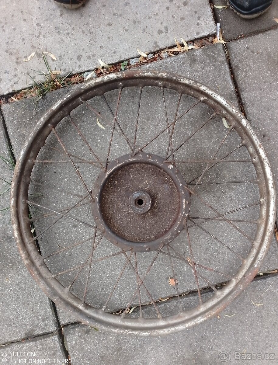 Jawa čz. Kola na péráka,cena za obě - 6