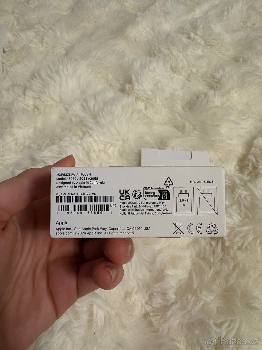 Apple Airpods 4 Bílé Sluchátka - 6