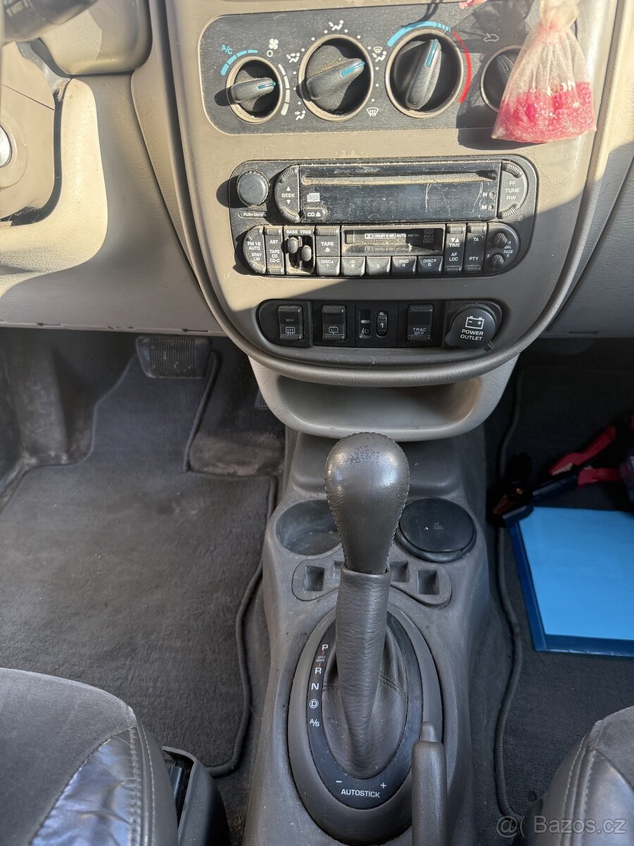 PT-Cruiser 2.0i automat nová STK - 6