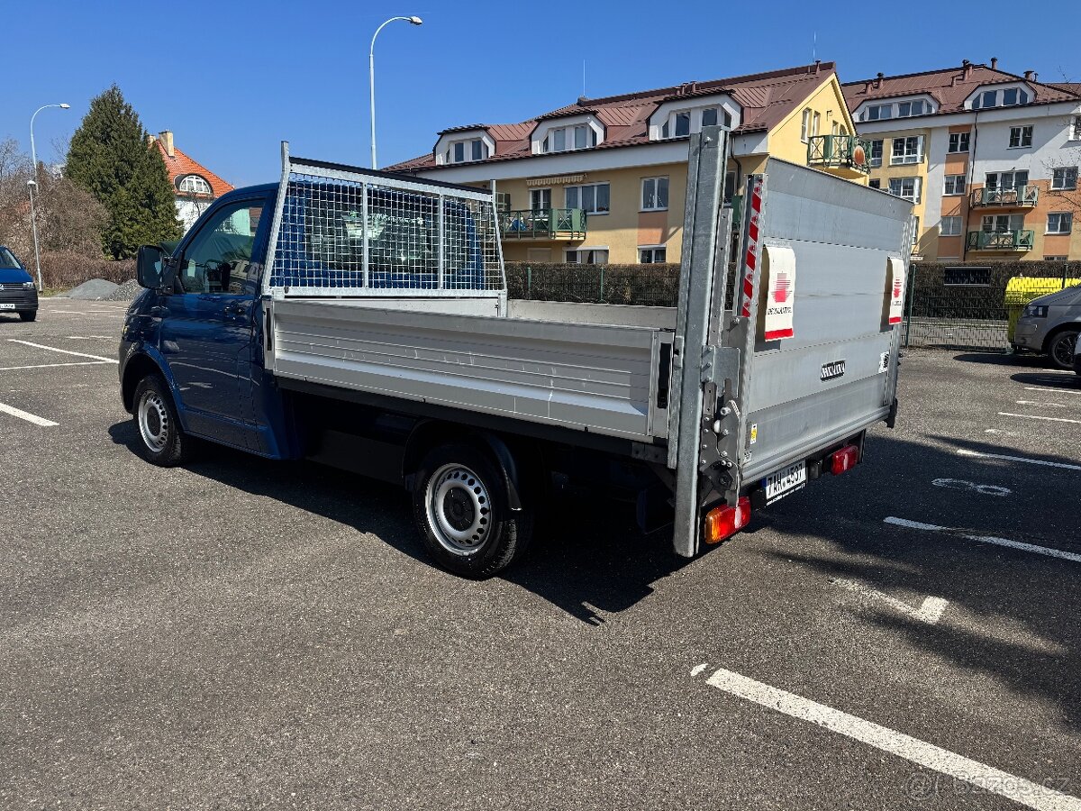 VW Transporter 2.0TSI 110kW I.majitel ČR najeto 8300 km - 6