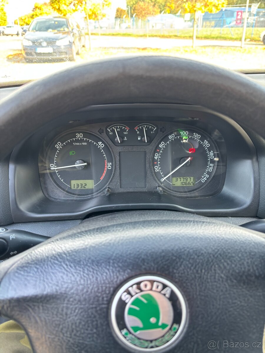 ŠKODA OCTAVIA 1.9 TDI 66KW R.V. 2004 - 6