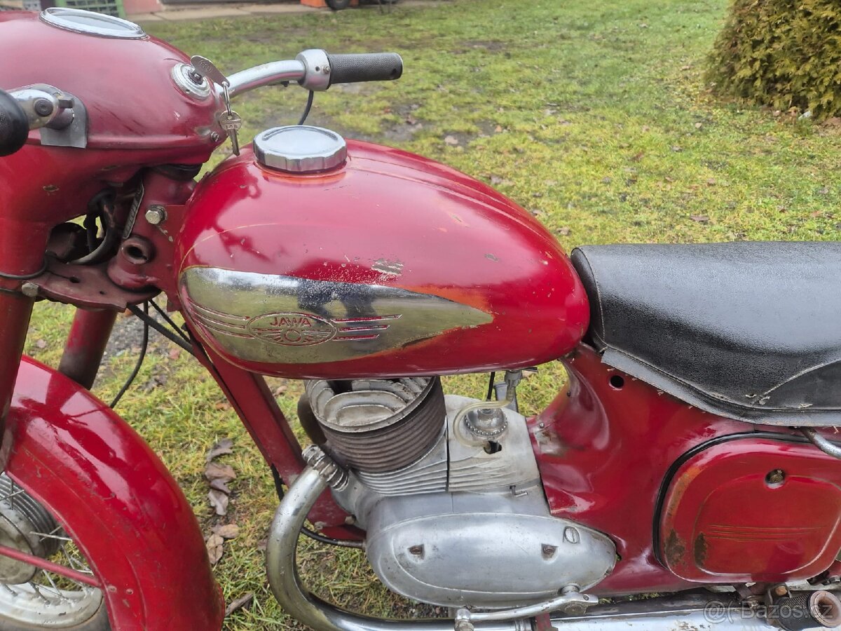Prodám Jawa 250/353 r.v. 1961. - 6