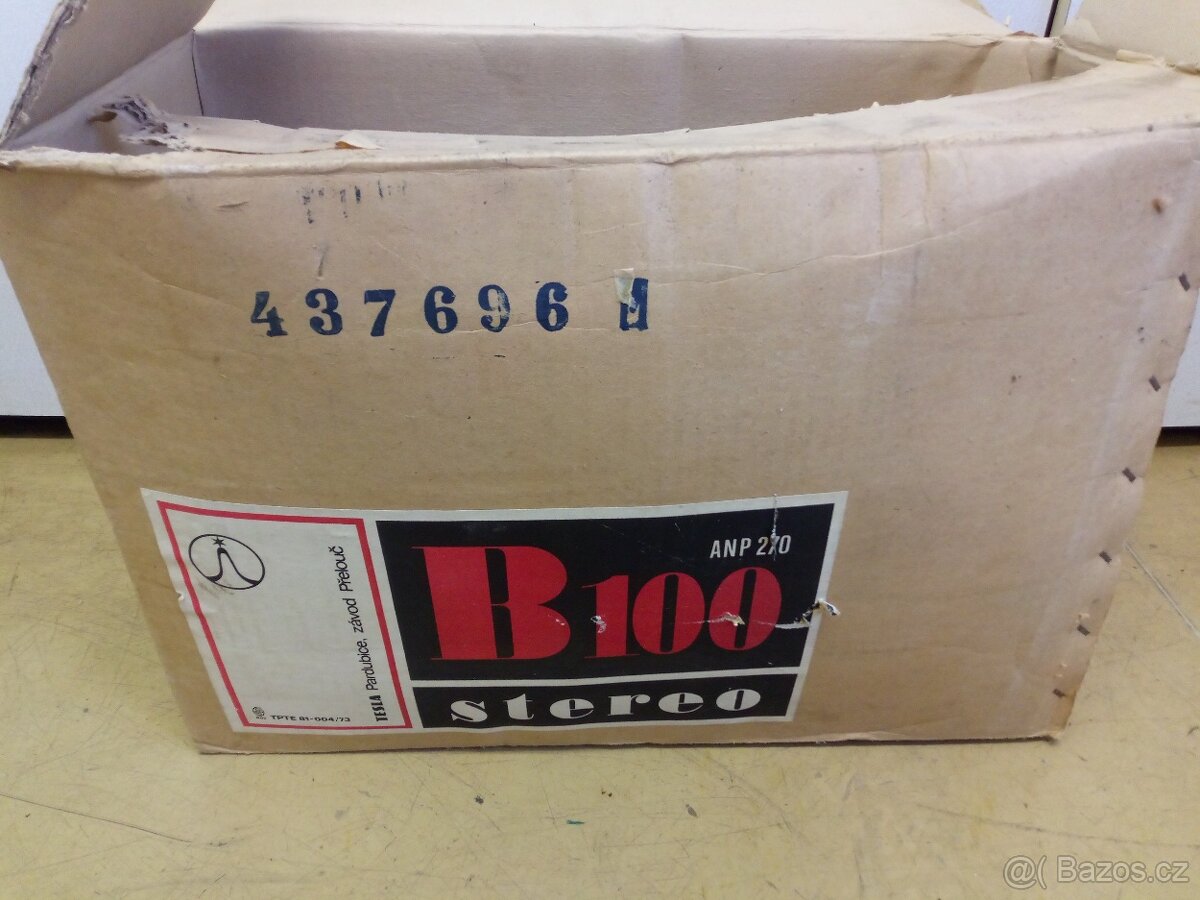 Krabice k magnetofonu B100 - 6