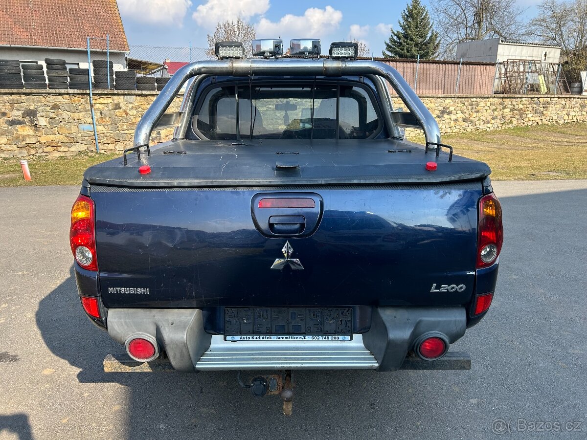 Mitsubishi L200 2.5 DI-D Double Cabine - 6
