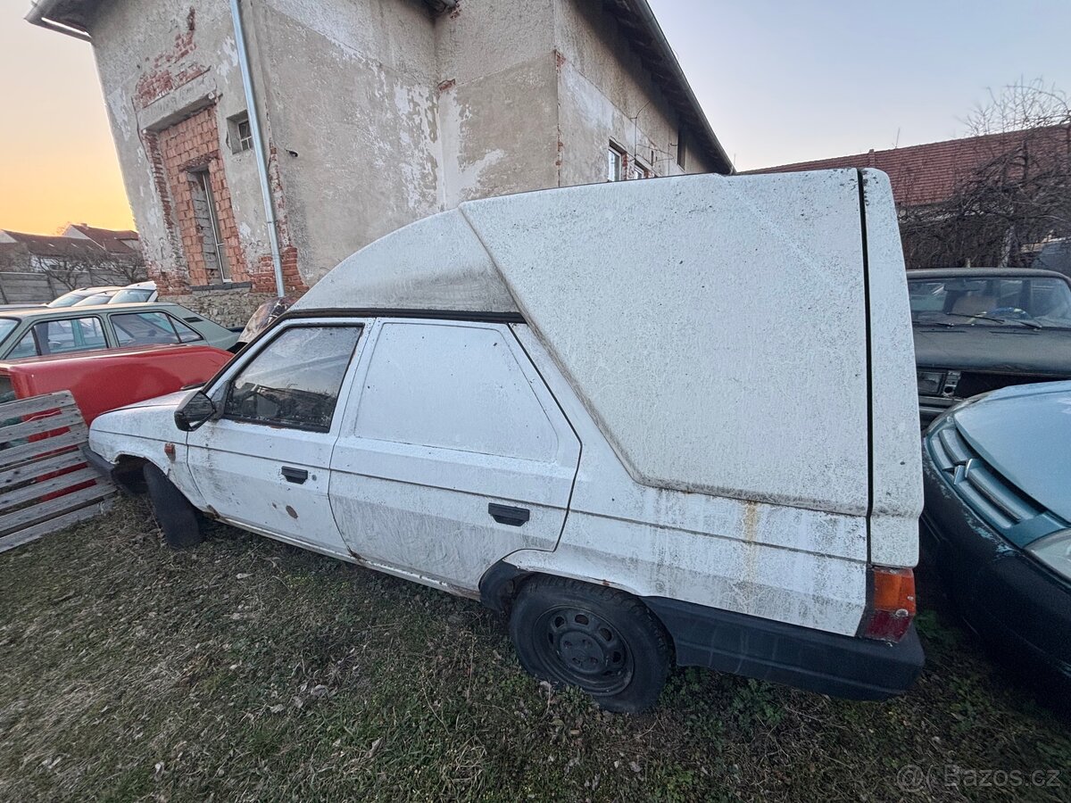 Skoda Favorit pickup - 6