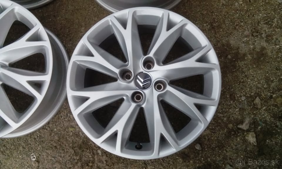 205/45 R 17 celoročné + ALU. - 6