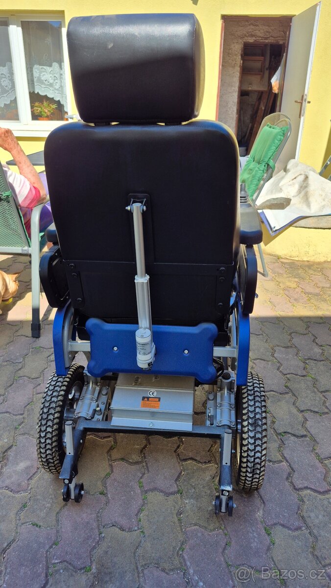 elektrický invalidní vozík - 6