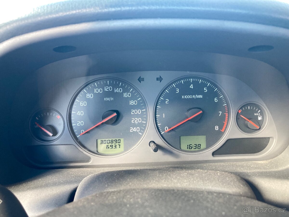 Volvo v40 t4 - 6