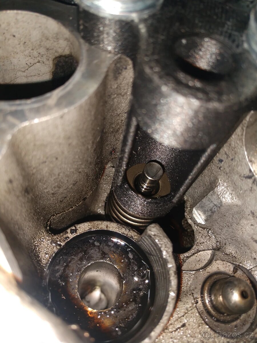 Stahovák pružin ventilů M57/M57N - 6