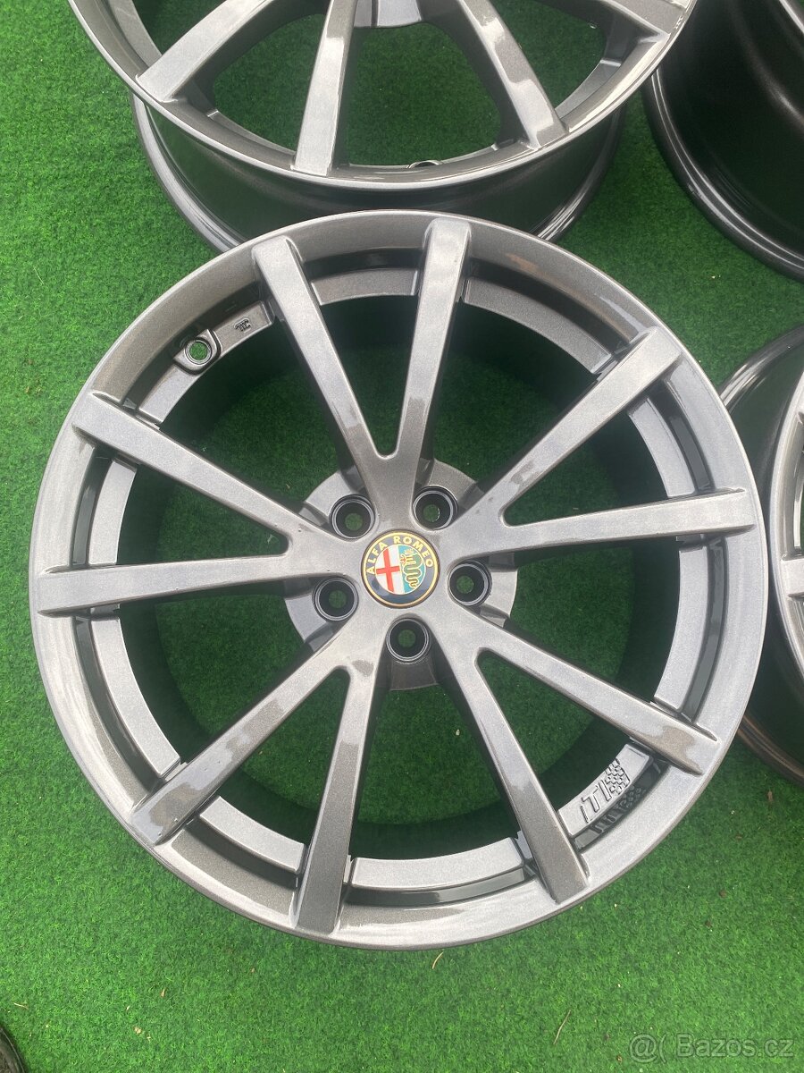 ALU KOLA ALFA ROMEO 5X98 R17’ 147 Q2 TI - 6