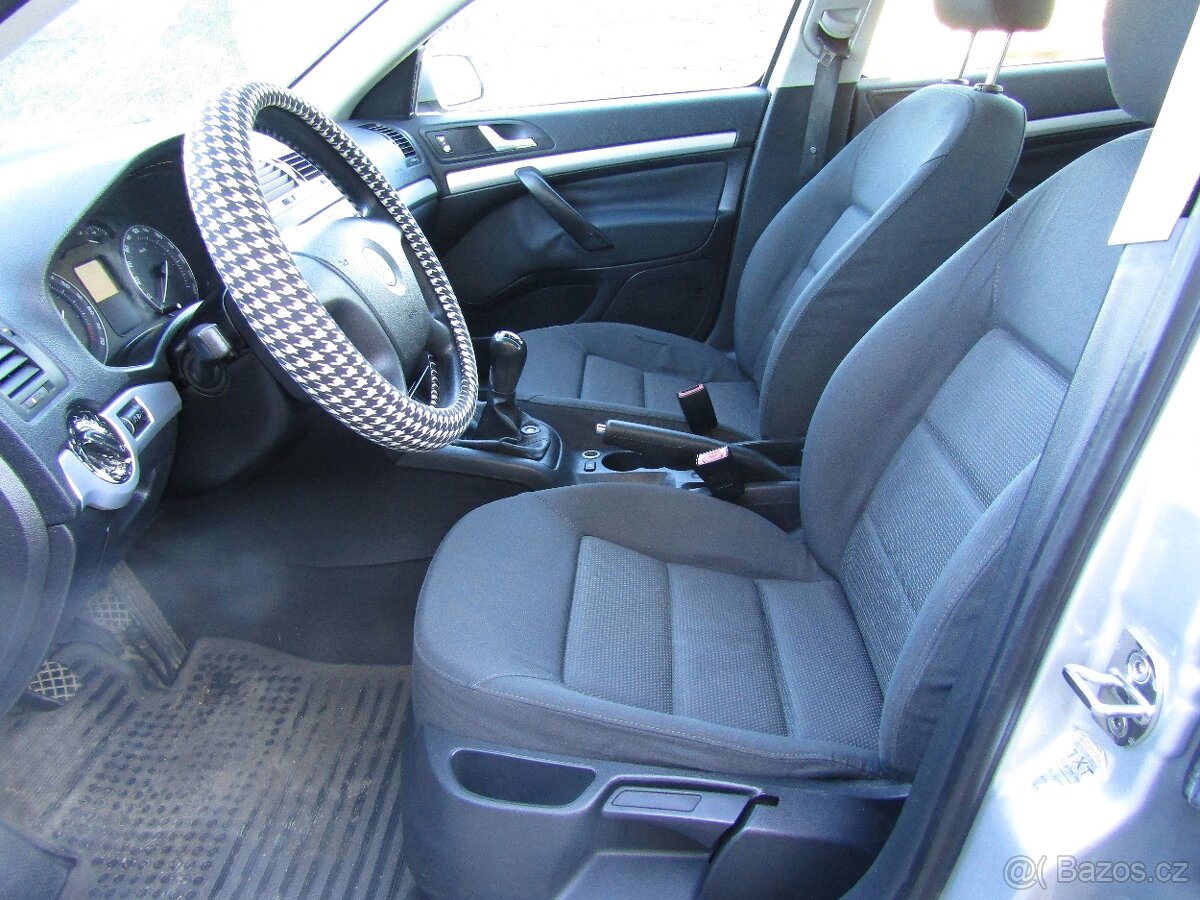 Škoda Octavia 1.6 MPI - 6