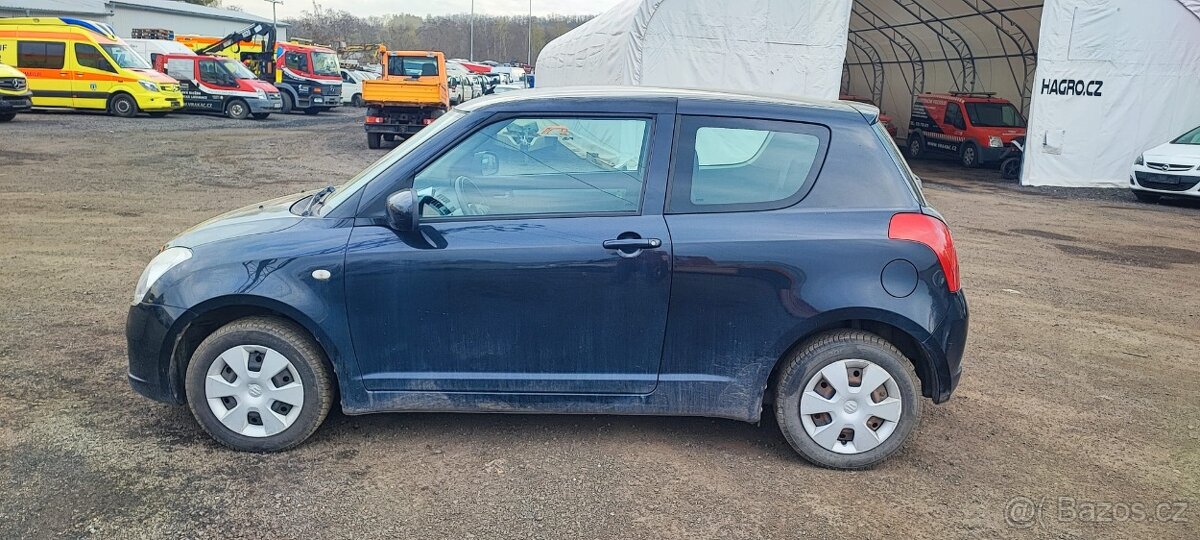 Suzuki Swift 1.3 - 6
