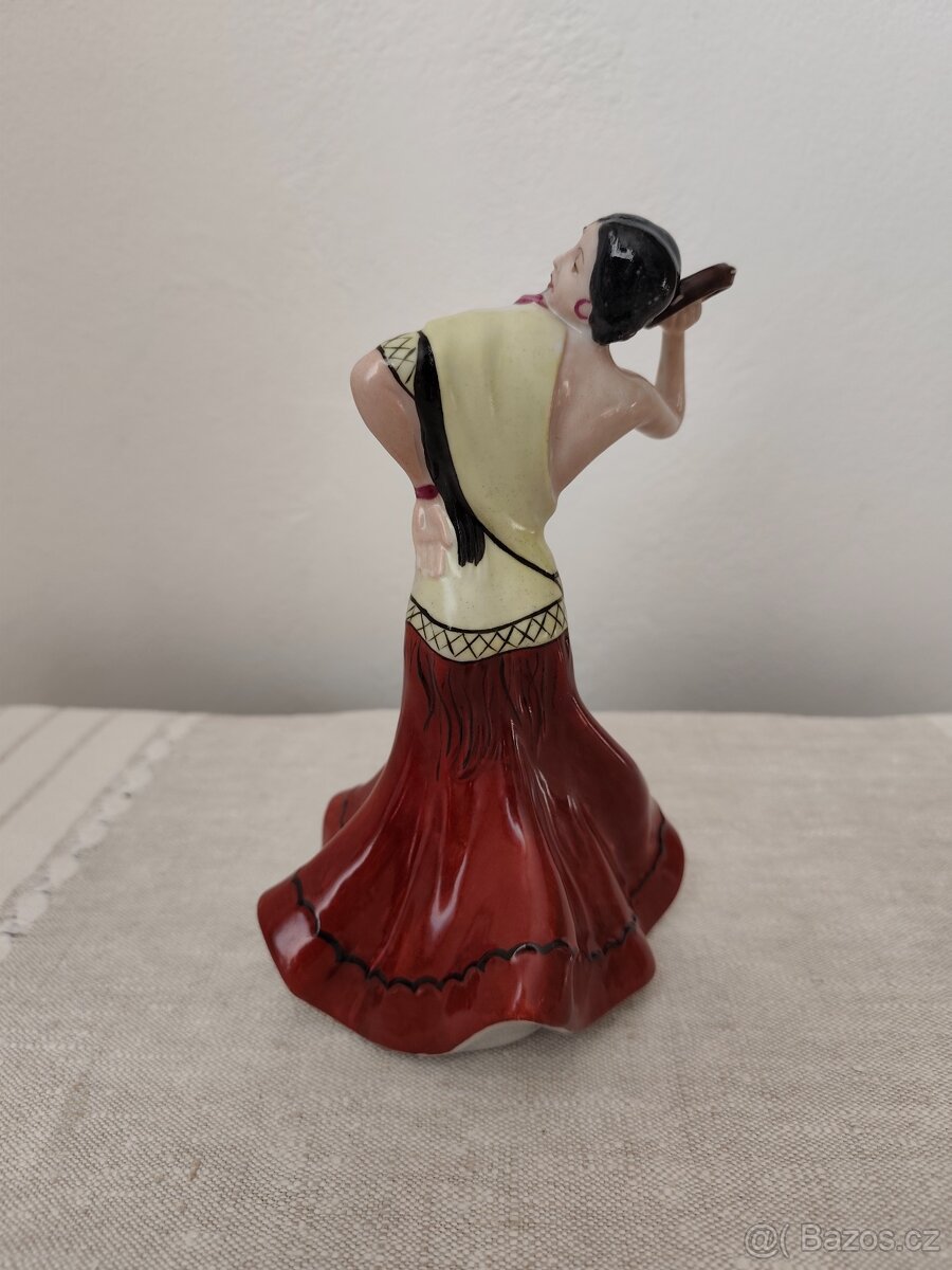 Royal dux tanečnica s tamburínou porcelánová soška - 6