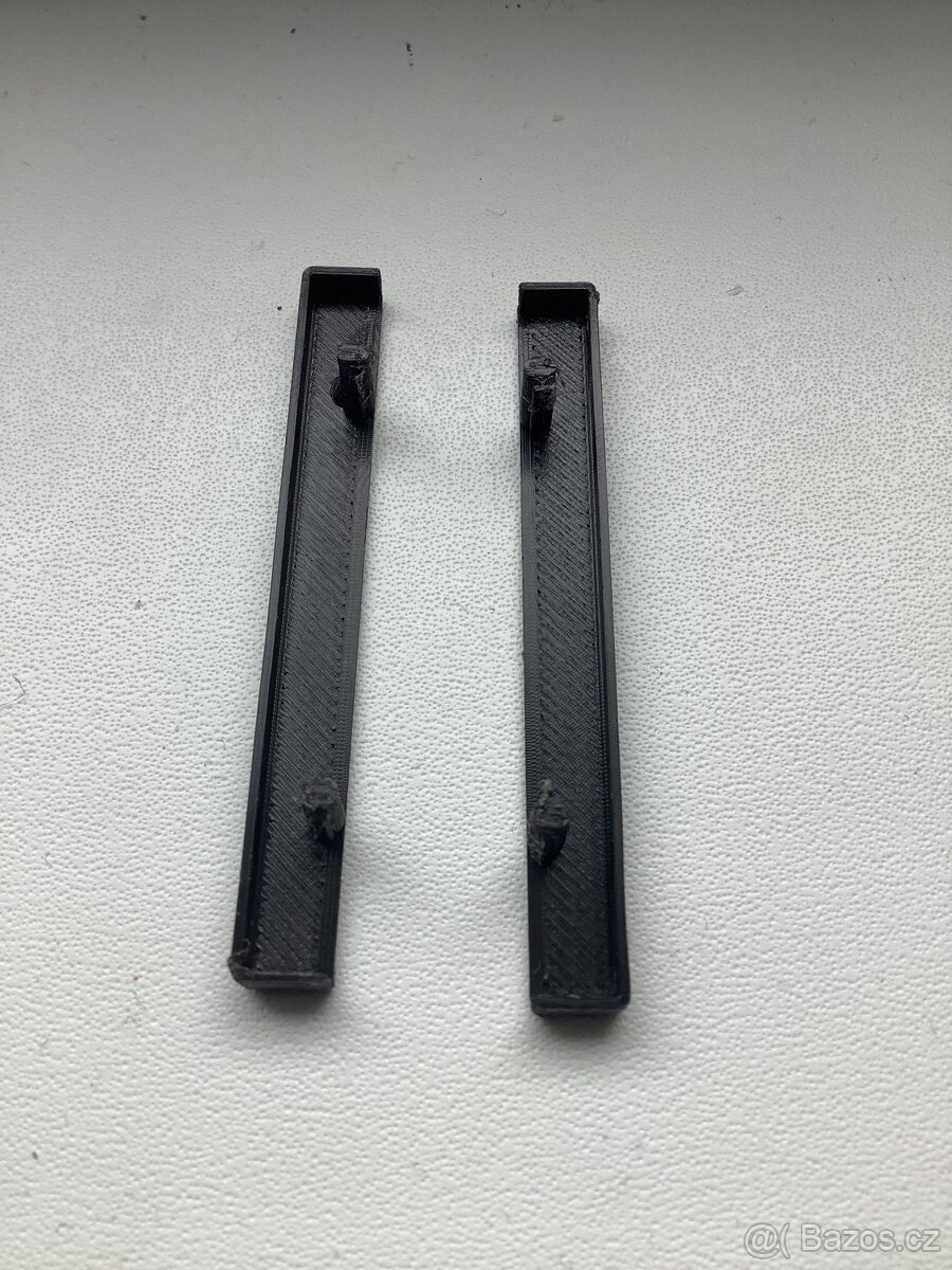 BMW E36, krytky na radio busines/reverse - 6