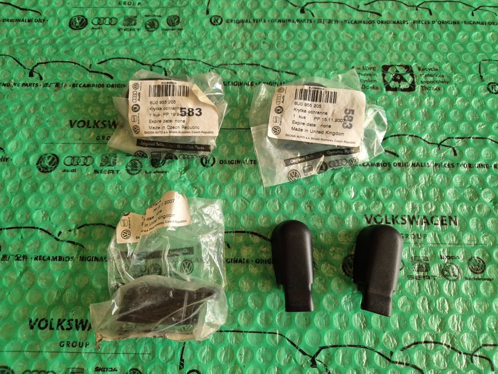 krytka zadního stěrače Škoda Felicia 6U0955205 - 6