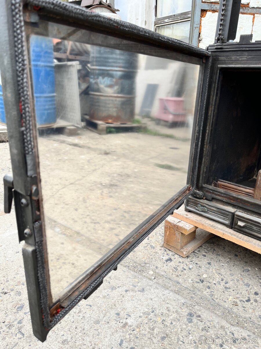 Litinová krbová vložka seguin se zdvihem 12kw - 6